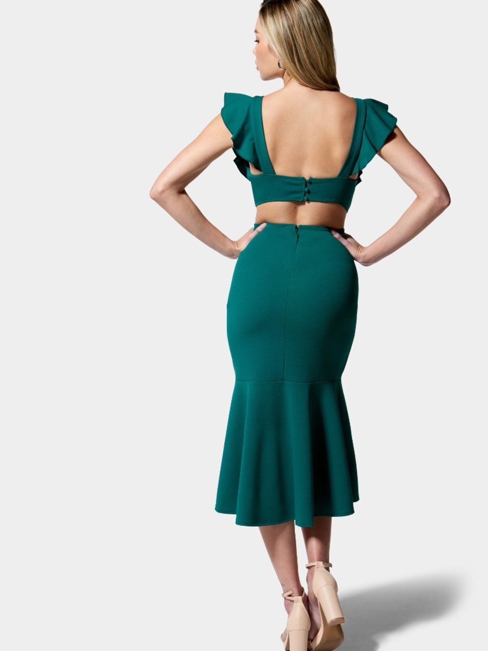 Bebe NWT Evergreen Open Back Ruffle Midi Dress Size S